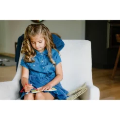 Chuckle & Roar Scribble Glow LCD Sketch Pad -Toy Store GUEST 108fe0ad 02c4 406b 81ab 833e840098b8