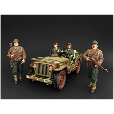 US Army WWII 4 Piece Figure Set For 1:18 Scale Models By American Diorama 3 US Army WWII 4 Piece Figure Set For 1:18 Scale Models By American Diorama