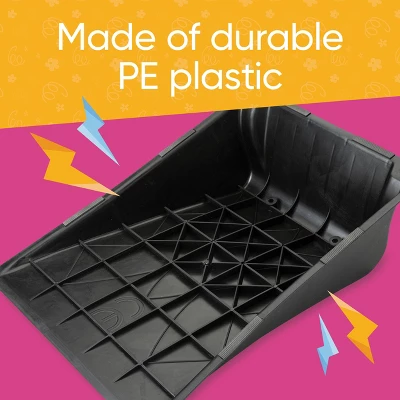 Hearthsong Multi-Use Curved Ramp For Use With Remote Control (RC) Vehicles 6 Hearthsong Multi-Use Curved Ramp For Use With Remote Control (RC) Vehicles - Image 4