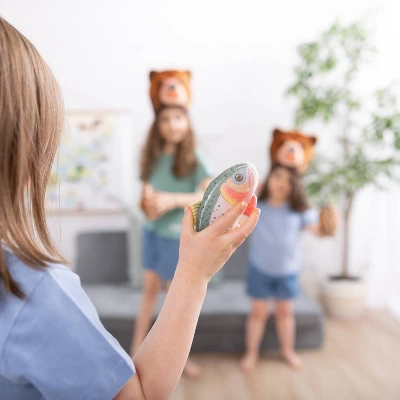 Melissa & Doug Yellowstone National Park Grizzly Bear Games And Pretend Play Set With Plush Bear Heads And Bear Paw Gloves 9 Melissa & Doug Yellowstone National Park Grizzly Bear Games And Pretend Play Set With Plush Bear Heads And Bear Paw Gloves - Image 7