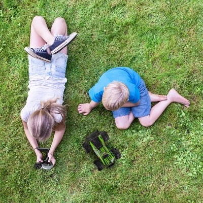 Toy Time Kids' 1:16 Scale Remote Control Monster Truck - Green 4 Toy Time Kids' 1:16 Scale Remote Control Monster Truck - Green - Image 2