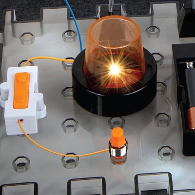 Discovery #Mindblown Action Circuitry Rocket Launch Experiment STEM Science Kit 5 Discovery #Mindblown Action Circuitry Rocket Launch Experiment STEM Science Kit - Image 3