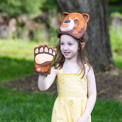 Melissa & Doug Yellowstone National Park Grizzly Bear Games And Pretend Play Set With Plush Bear Heads And Bear Paw Gloves 7 Melissa & Doug Yellowstone National Park Grizzly Bear Games And Pretend Play Set With Plush Bear Heads And Bear Paw Gloves - Image 5