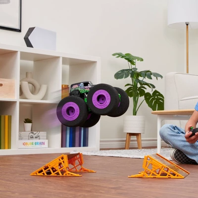 Monster Jam Official Ramp Champ Grave Digger Indoor Super Soft Remote Control Monster Truck 8 Monster Jam Official Ramp Champ Grave Digger Indoor Super Soft Remote Control Monster Truck - Image 6